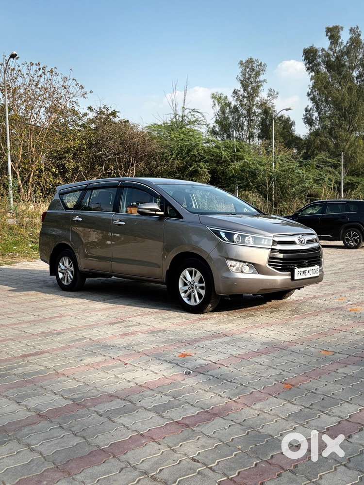 Toyota Innova Crysta