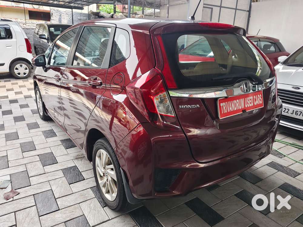 Honda Jazz V Mt Privilege, 2015, Petrol