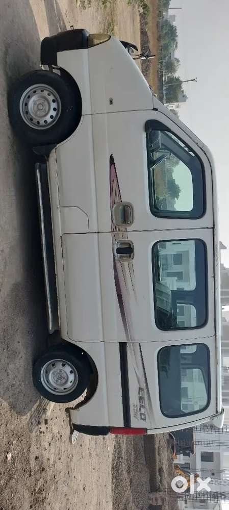 Maruti Suzuki Eeco 2016