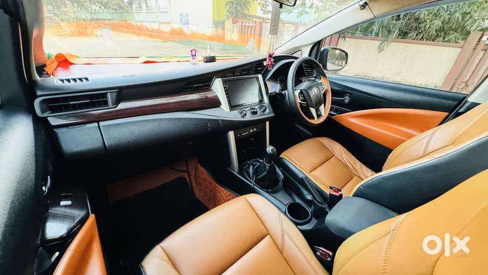 Toyota Innova Crysta 2.4 Gx Limited Edition 8 Str, 2018, Diesel