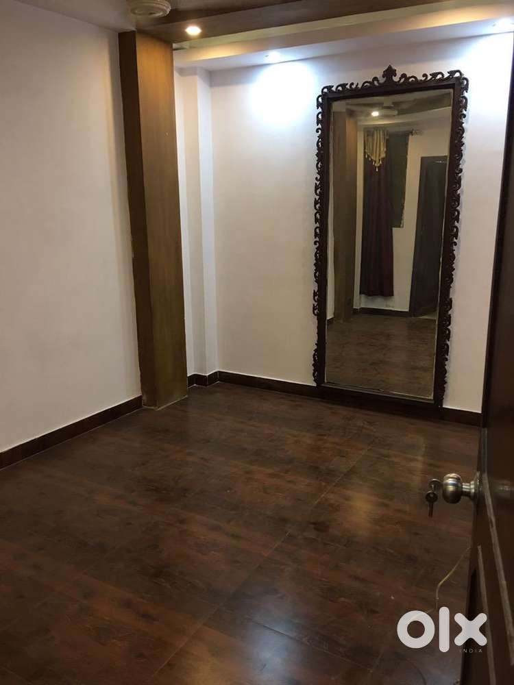 2 bhk flat in malviya nagar L block For Sale Houses & Apartments