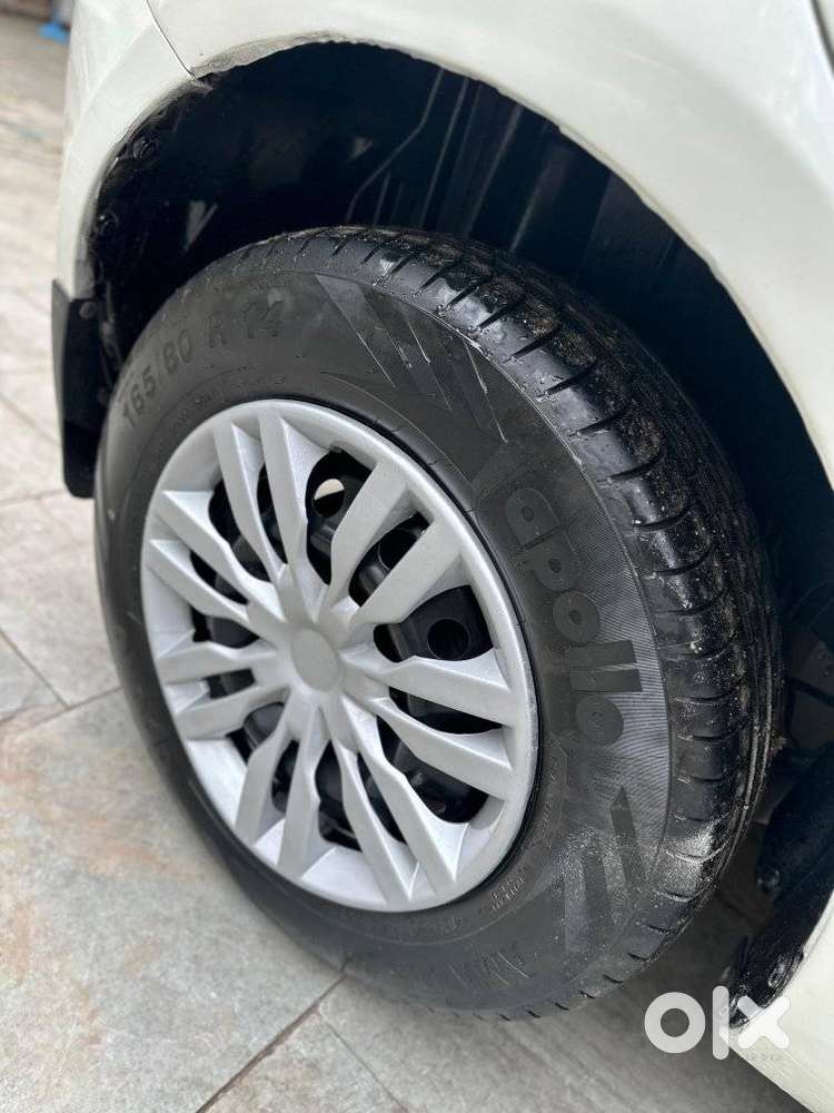 Maruti Suzuki Swift Vxi + Manual, 2016, Petrol