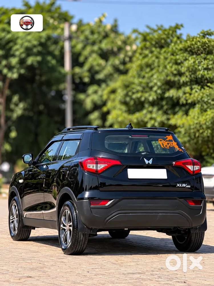 Mahindra Xuv300 W4, 2023, Petrol
