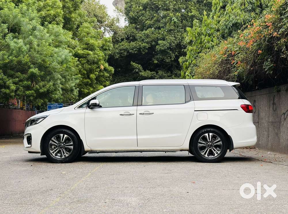 Kia Carnival Limousine Plus 7 Str, 2023, Diesel