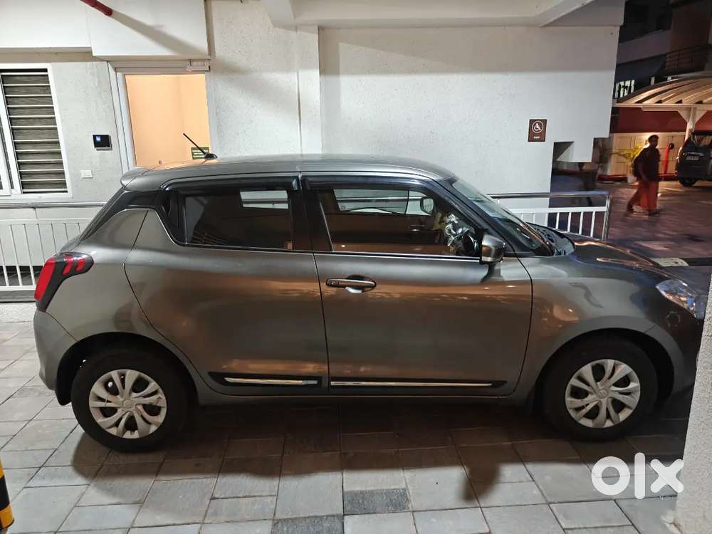 Suzuki Swift Vxi 2023 ,23450 Km,petrol Automatic