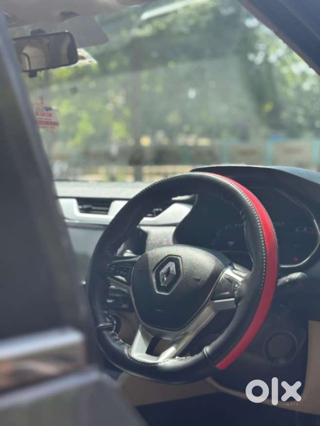 Renault Triber Rxz, 2023, Petrol