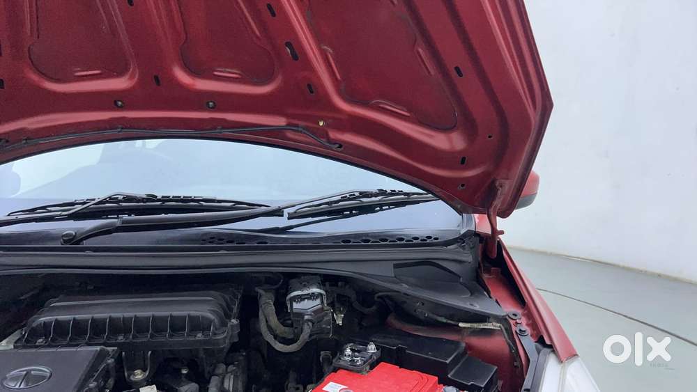 Tata Tiago Xza, 2019, Petrol