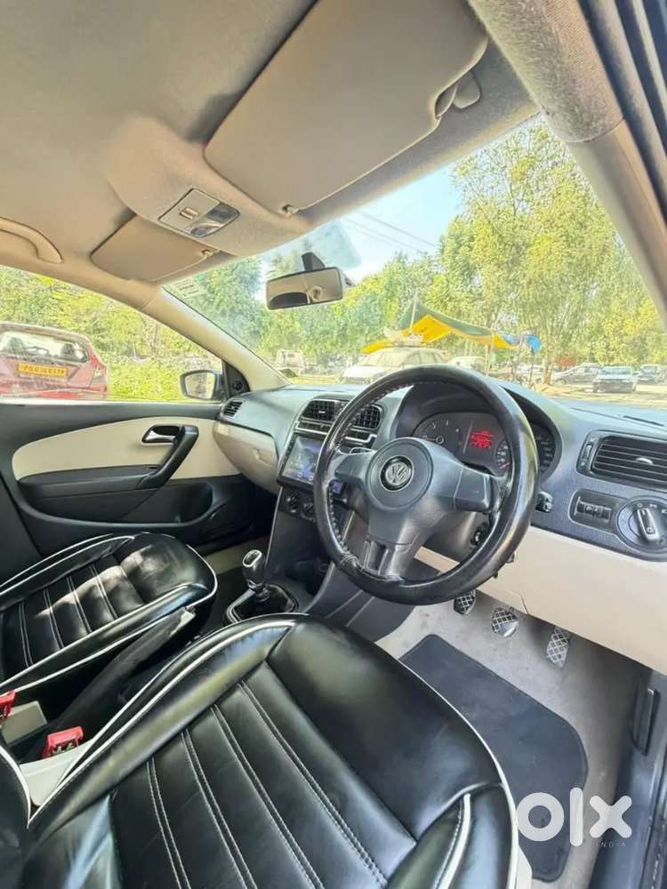 Volkswagen Polo Black Car 2013 Model