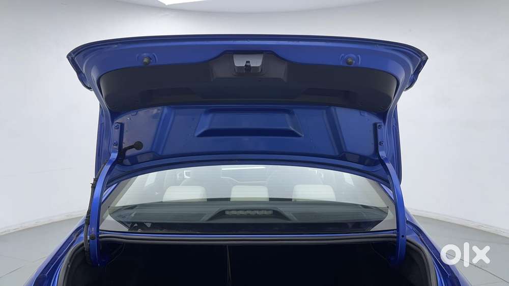 Volkswagen Virtus Highline Plus 1.0 Tsi At, 2022, Petrol
