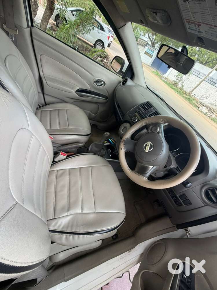 Nissan Sunny 2012 Year