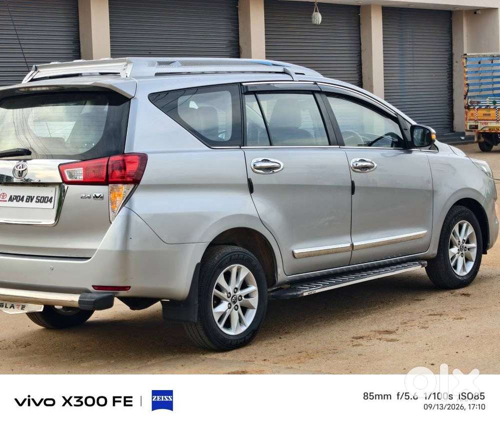 Toyota Innova Crysta 2.4 V 8 Str, 2018, Diesel