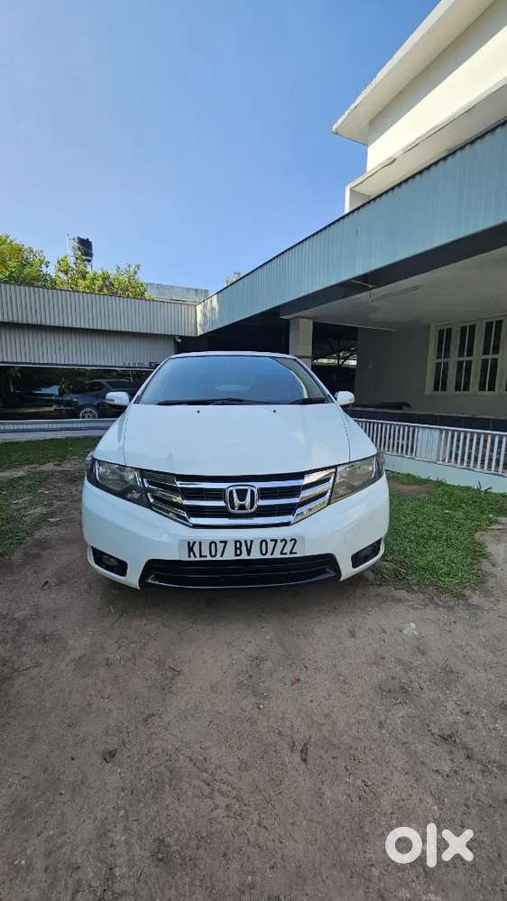 Honda City Automatic V 2012 Well Maintained