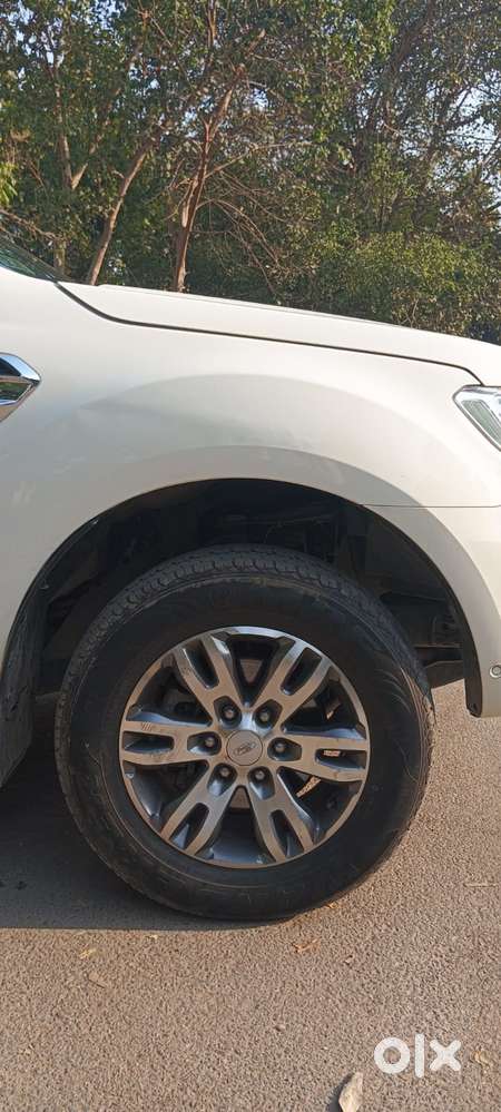Ford Endeavour 3.2 Titanium At 4x4, 2017, Diesel