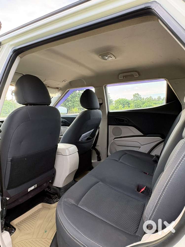 Mahindra Xuv300 2021 Diesel 60000 Km Driven, ₹5,60,000/-