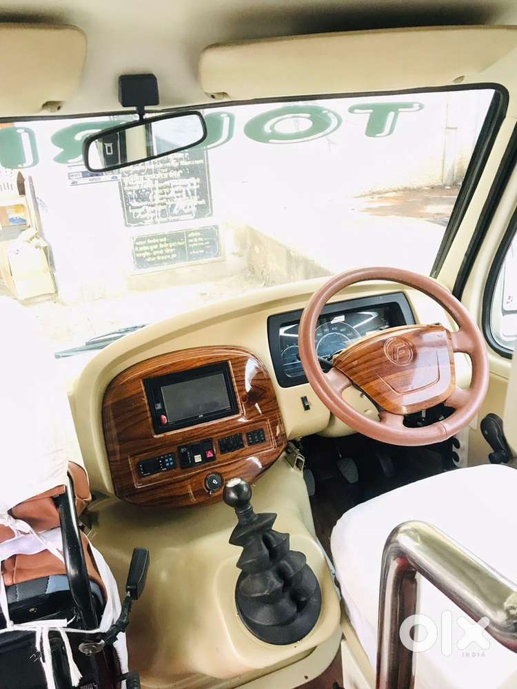 Force Motors Traveller Pkn Modified