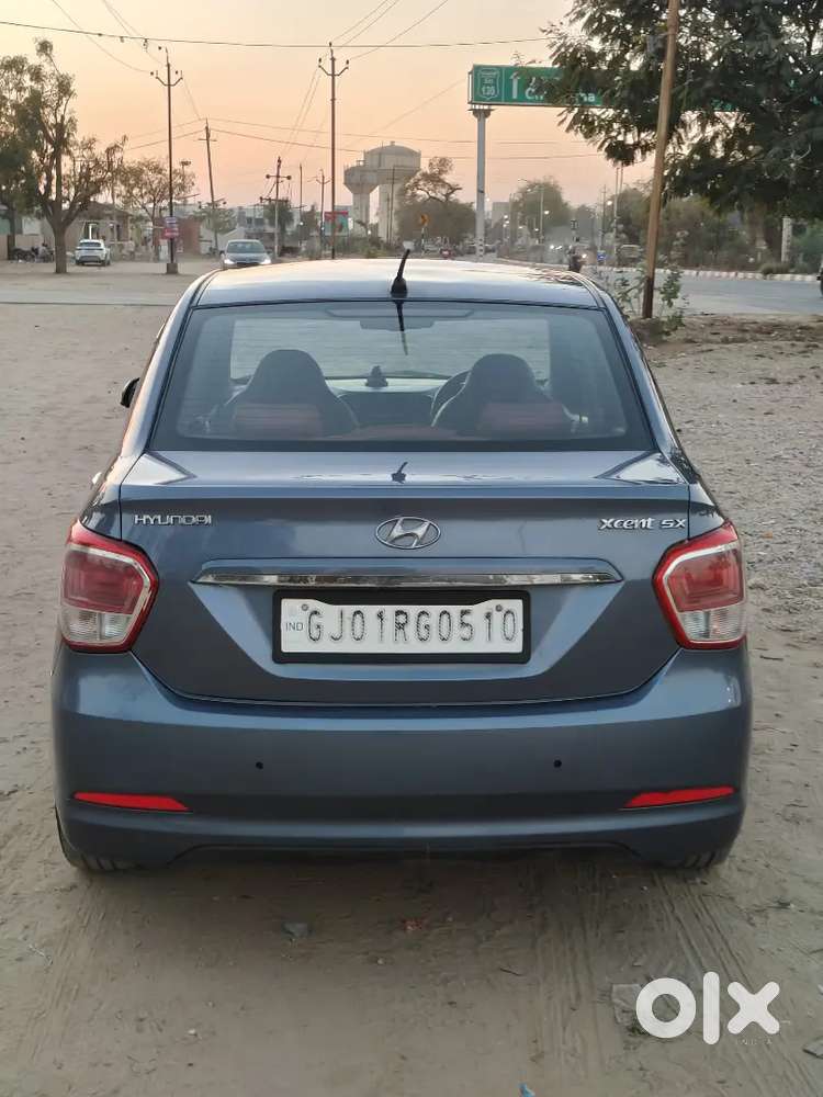 Xcent Vtvt Sx (o) Automatic
Fuel:- Patrol/cng 
Km ÷63126