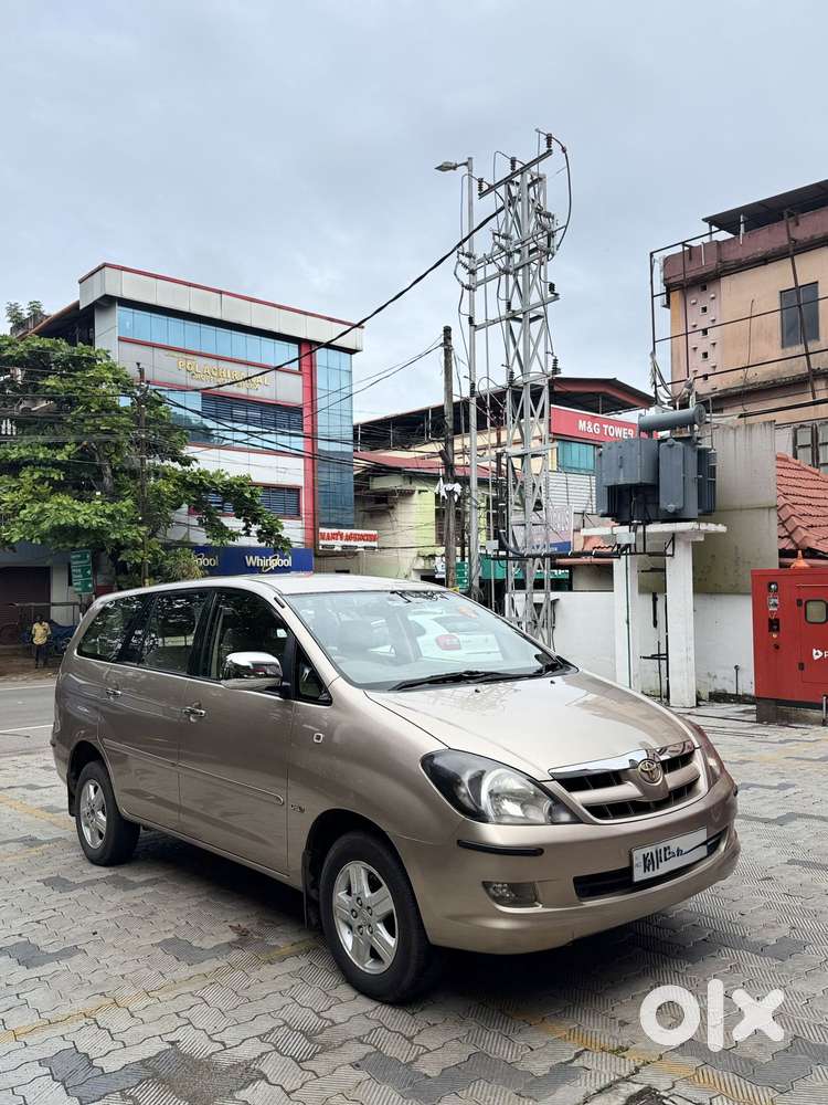 Toyota Innova 2.0 Vx 8 Str, 2005, Diesel