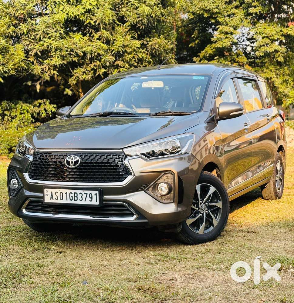 Toyota Rumion V Mt, 2024, Petrol