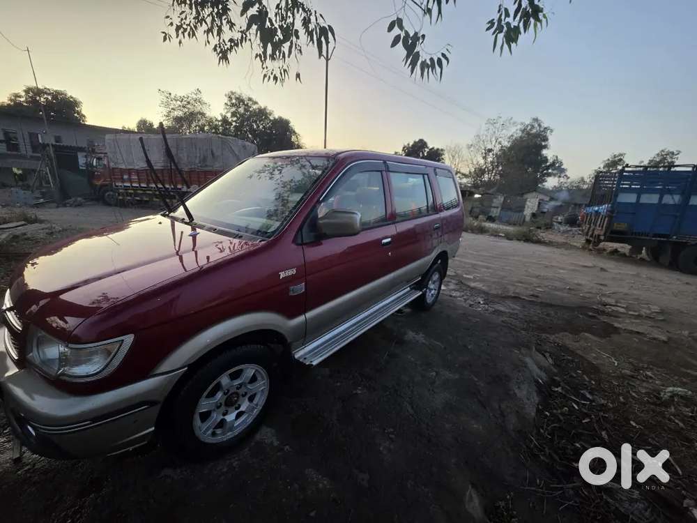 Chevrolet Tavera 2015