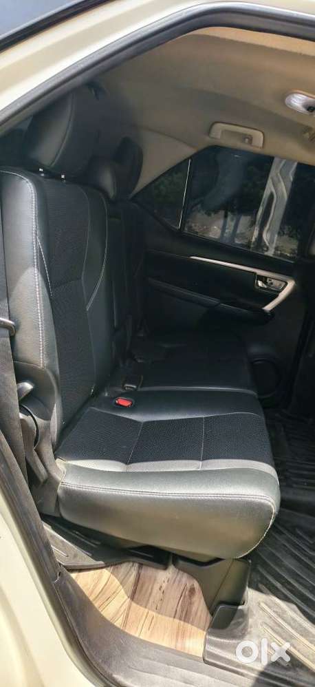 Toyota Fortuner 4x2 Mt 2.8 Diesel, 2022, Diesel