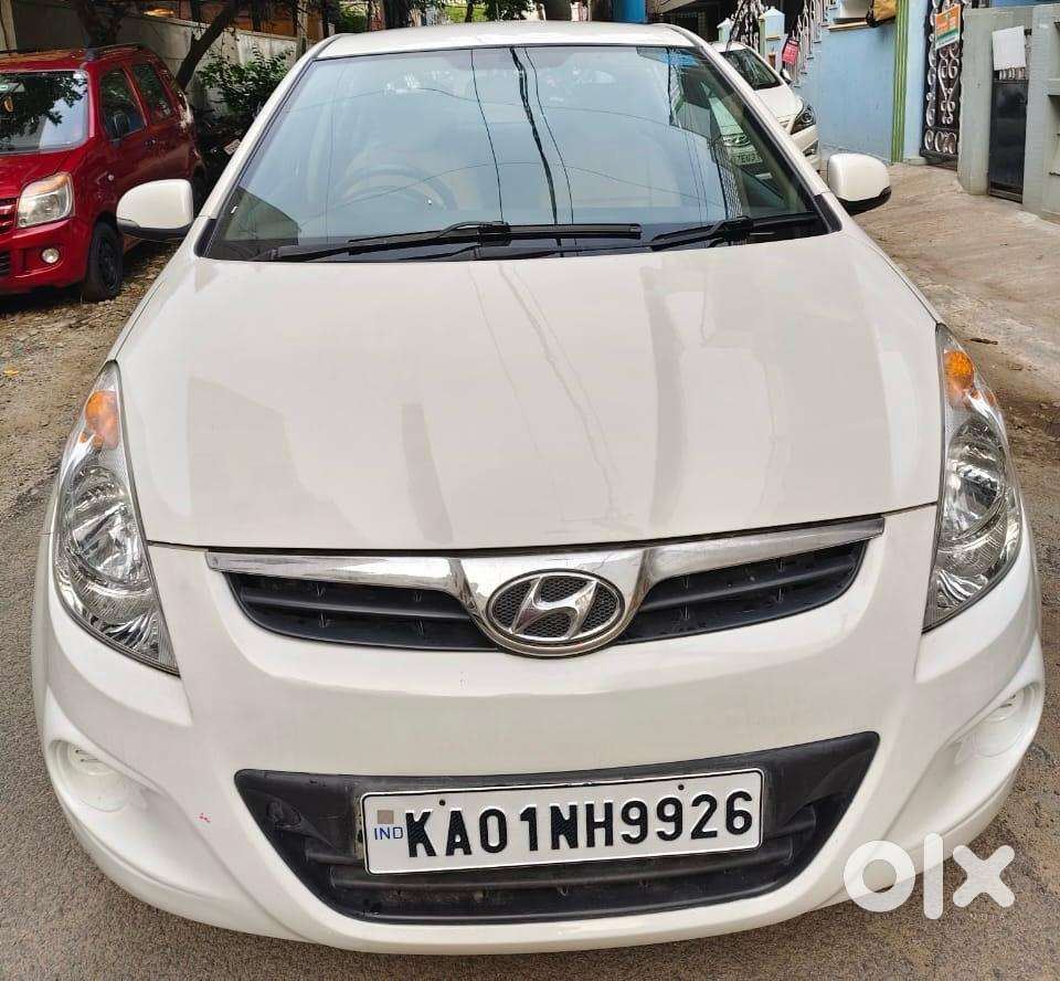 Hyundai I20 Sportz 1.2 Bs-iv, 2012, Petrol