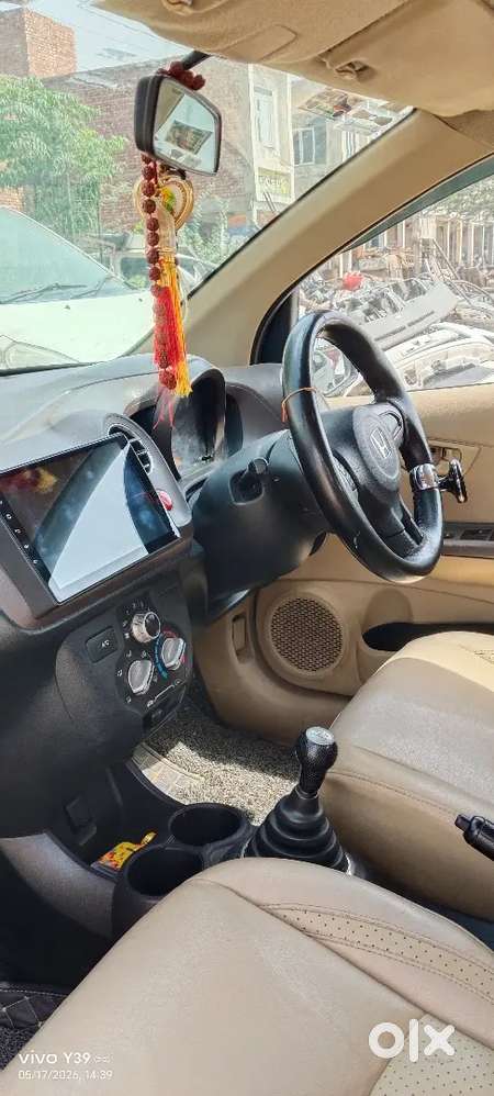 Honda Brio Petrol Mt 2014