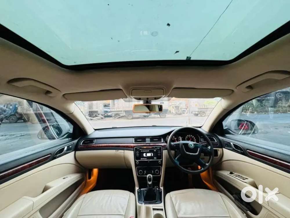 Skoda Superb Elegance 2013