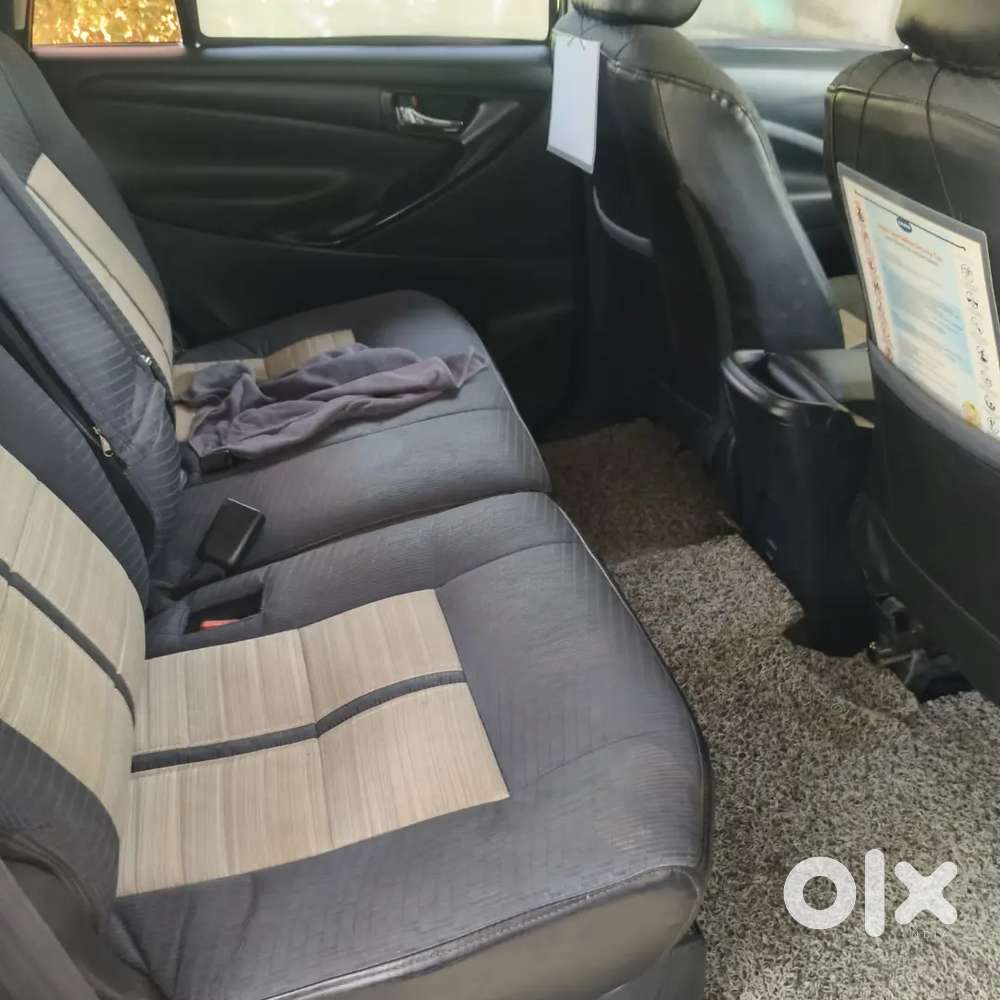 Toyota Innova Crysta Diesel 2022 Variant