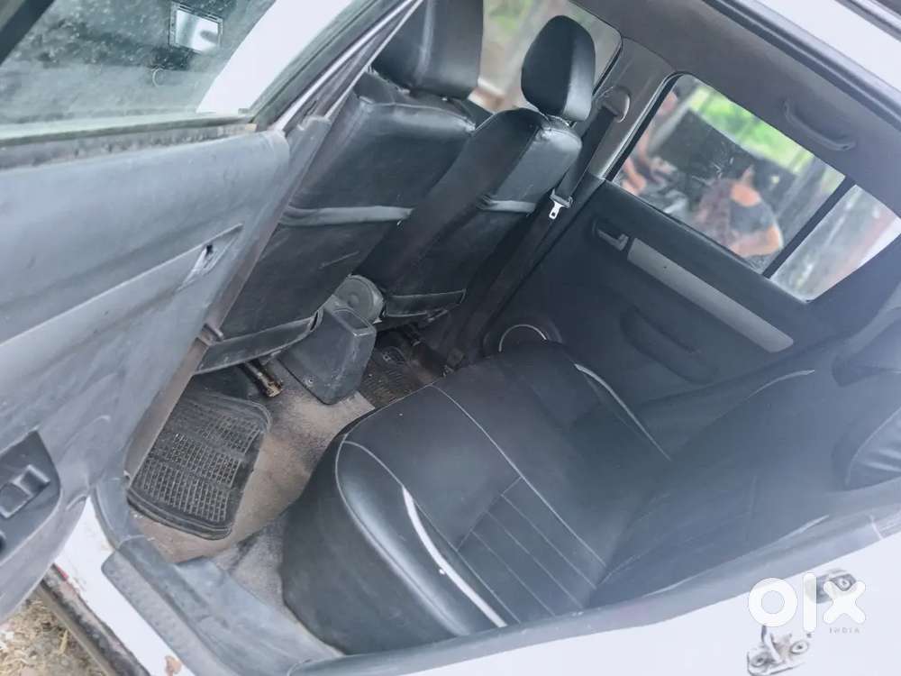 Swift 1.3 Zxi Maruti 2007