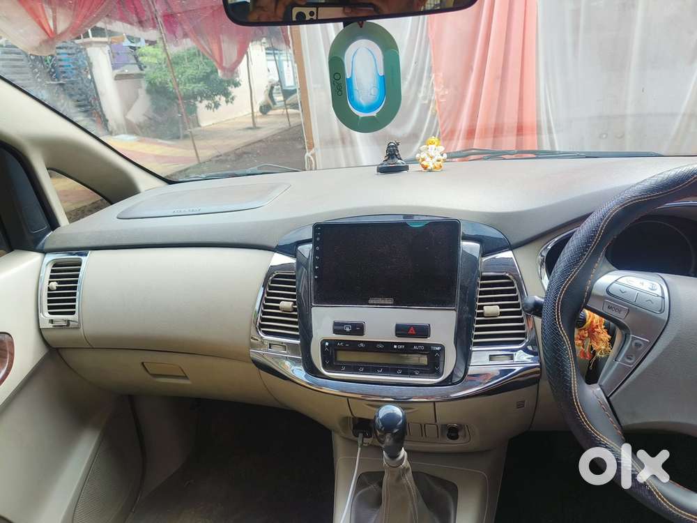 Toyota Innova Diesel 2014