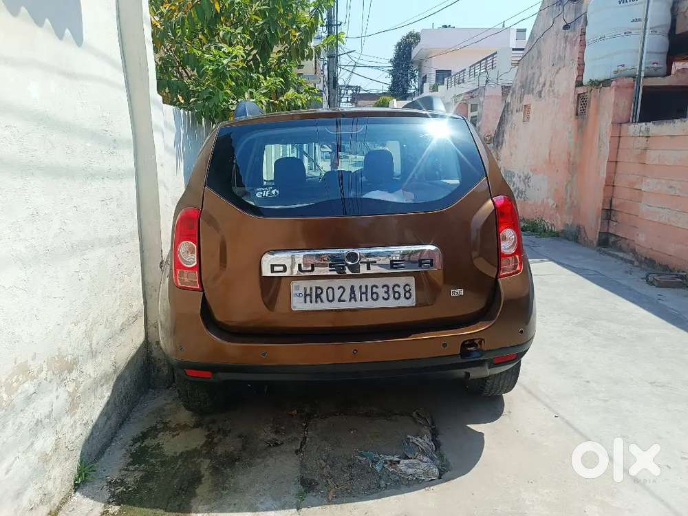 Renault Duster 2015 Petrol Well Maintained