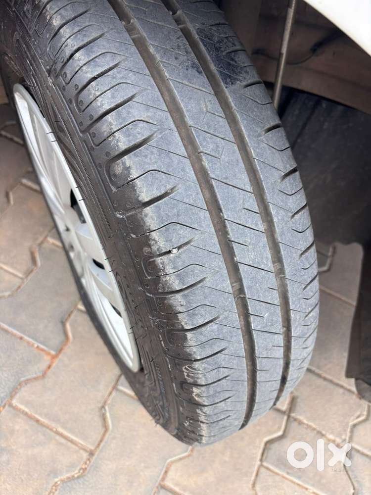 Maruti Suzuki Swift Dzire 1.3 Vxi, 2019, Petrol