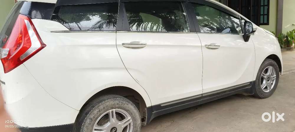 Mahindra Marazzo M6 Owned By Doctor