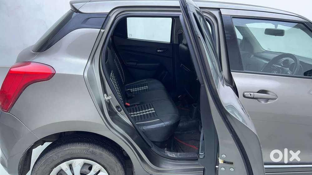 Maruti Suzuki Swift Amt Vvt Vxi, 2018, Petrol