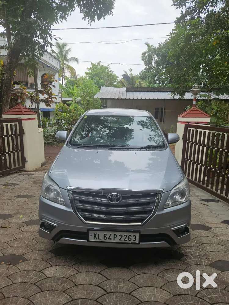 Toyota Innova 2016 Model