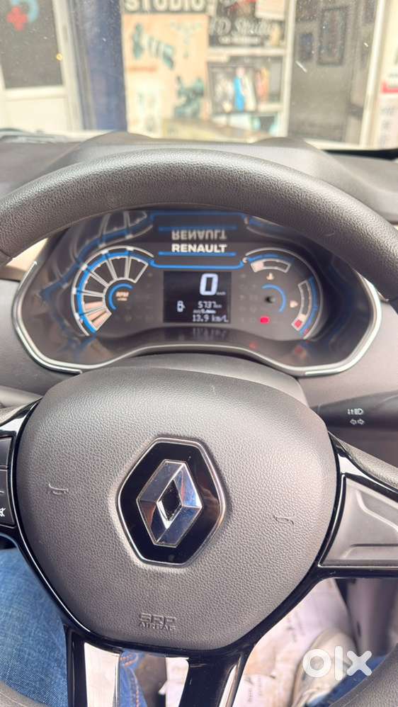 Renault Kiger 2023 Petrol 6000 Km Driven