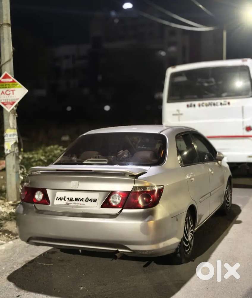 Honda City Zx 2007 Cng & Hybrids 157115 Km Driven