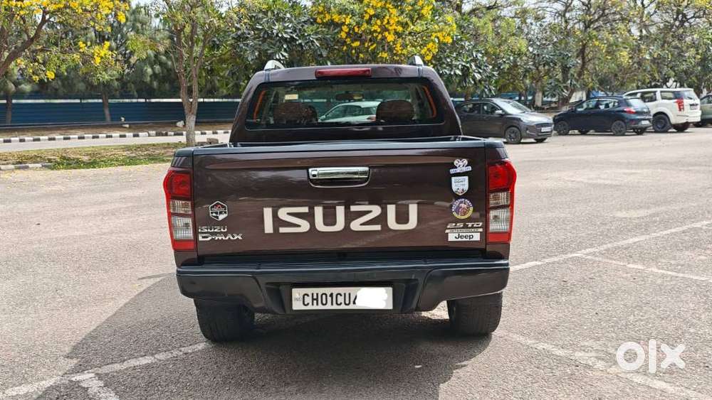 Isuzu V-cross Z 4x4 Mt, 2017, Diesel