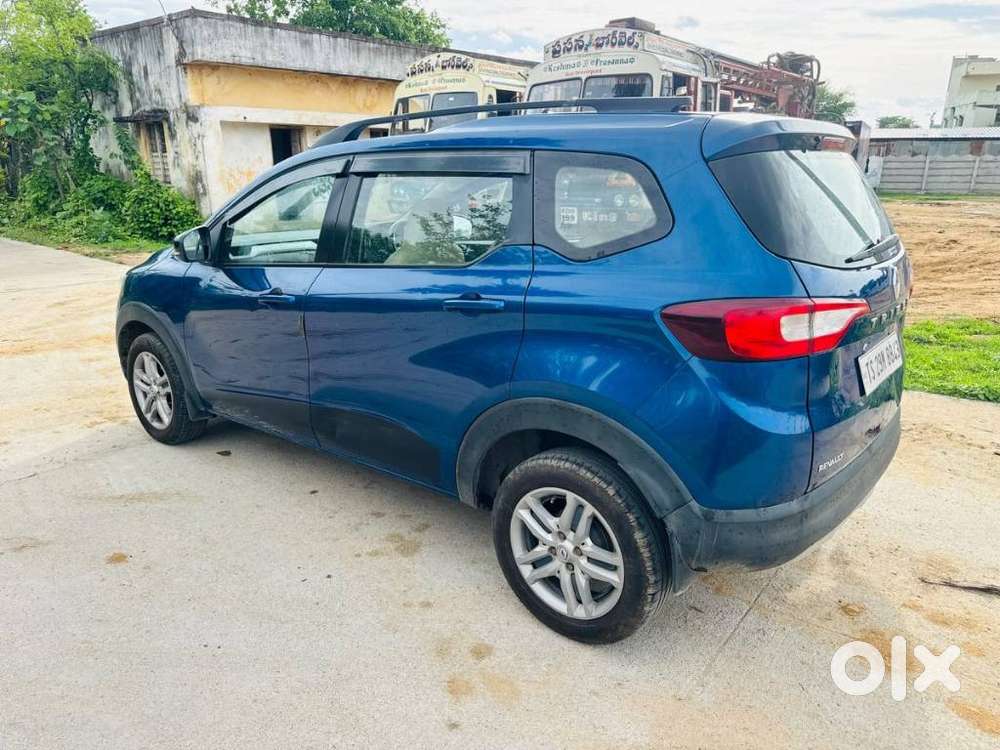 Renault Triber Rxz, 2022, Petrol