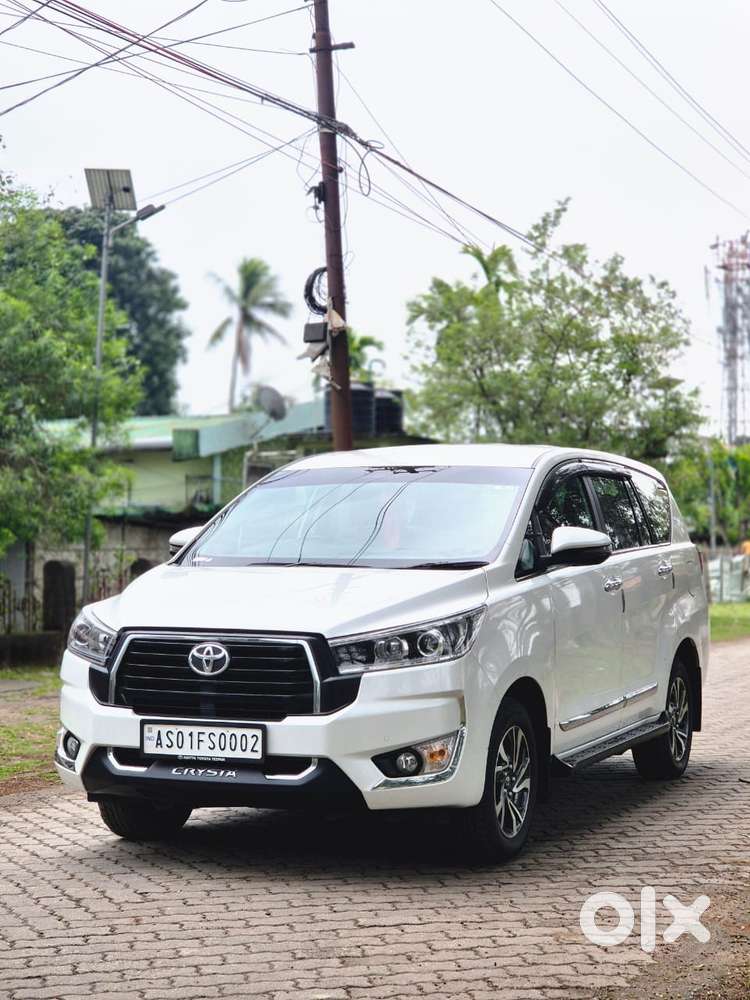 Toyota Innova Crysta 2.4 V 7 Str, 2023, Diesel