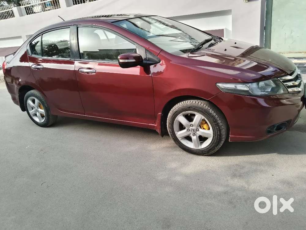 Show Room Condition Honda City Top Model With Sunroof