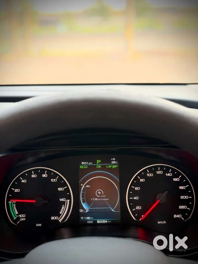 Byd E6, 2023, Electric