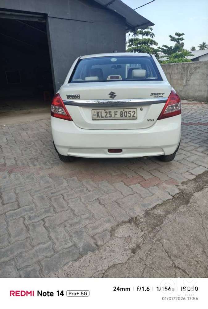 Maruti Suzuki Dzire 1.2 Vxi, 2014, Petrol