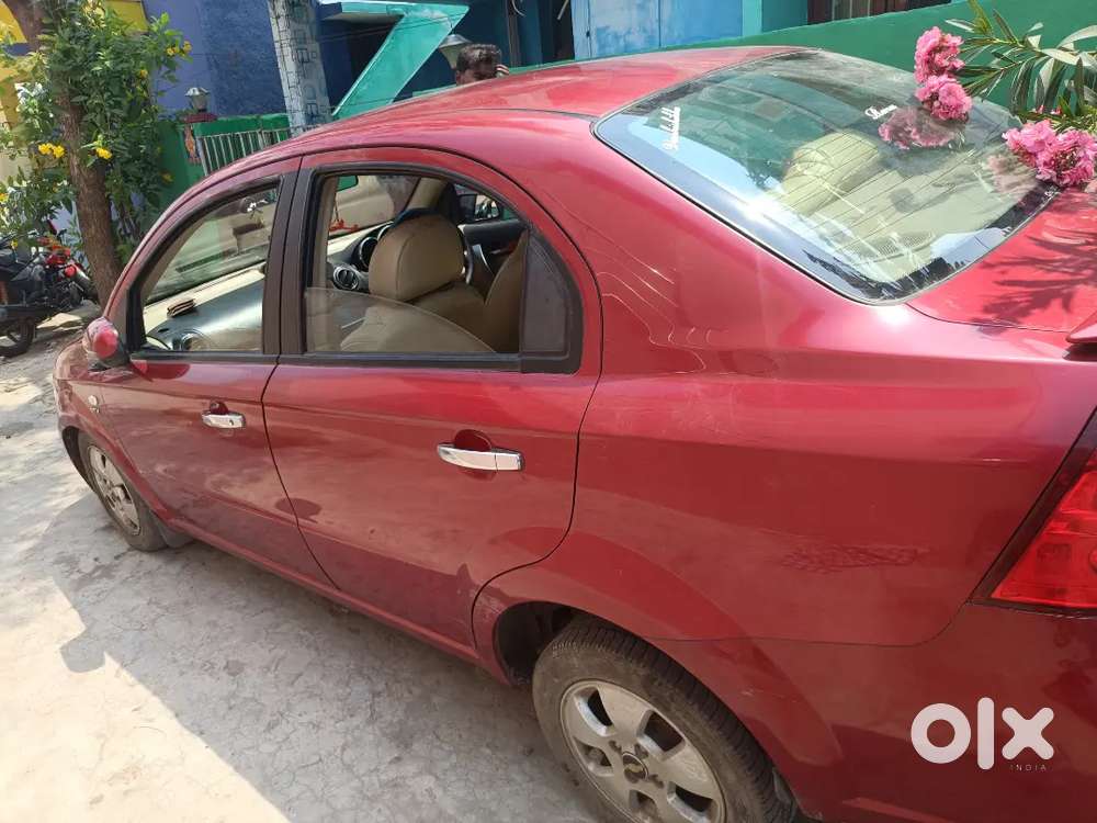 Chevrolet Aveo 2011 Petrol 80000 Km Driven