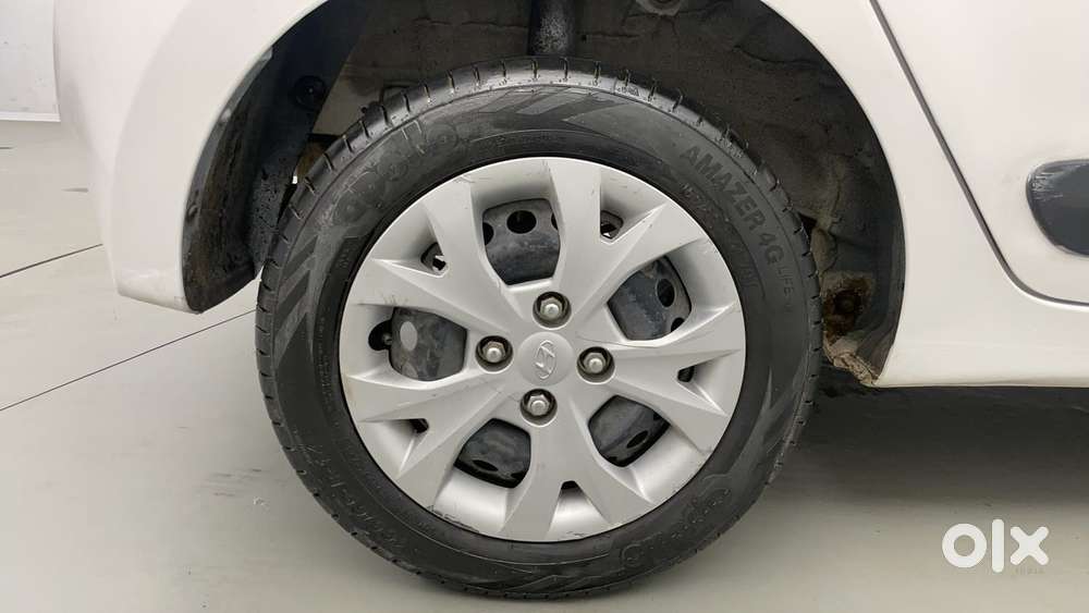 Hyundai Grand I10 1.2 Kappa Sportz, 2015, Petrol