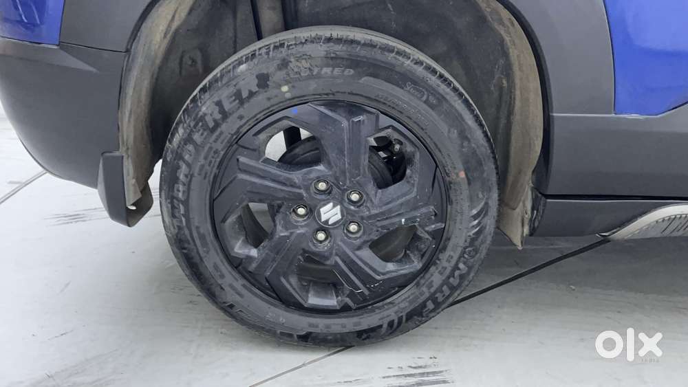 Maruti Suzuki Vitara Brezza 1.5 Zxi At, 2022, Petrol