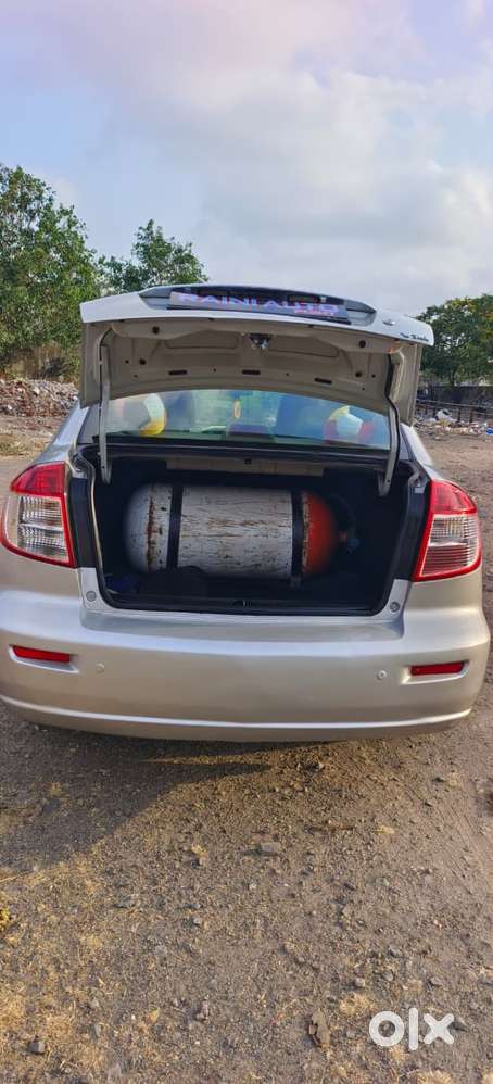 Maruti Suzuki Sx4 Vxi Bsiv, 2011, Cng & Hybrids