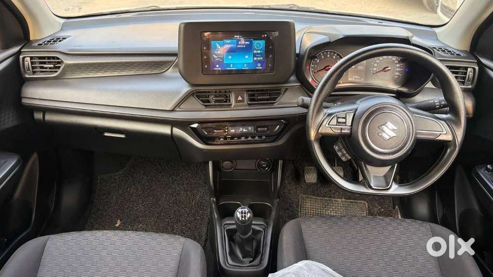 Maruti Suzuki Swift, 2025, Petrol