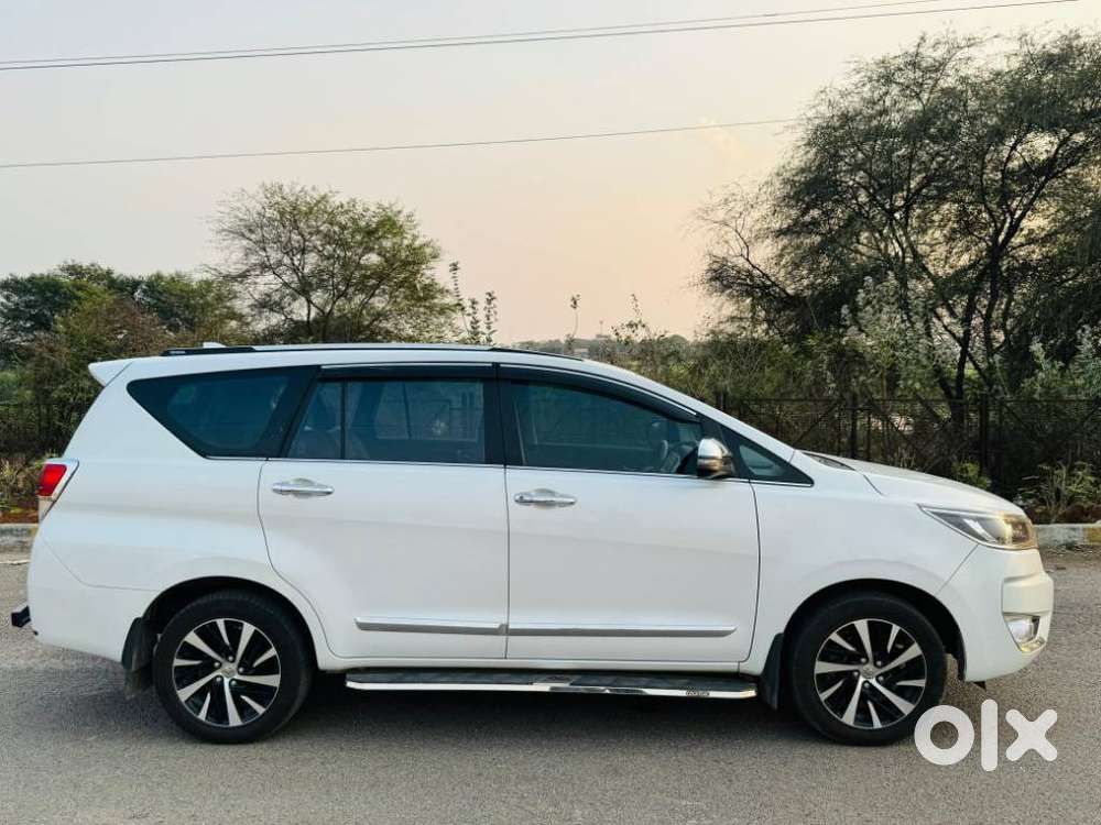 Toyota Innova Crysta 2.4 Z 7 Str, 2023, Diesel