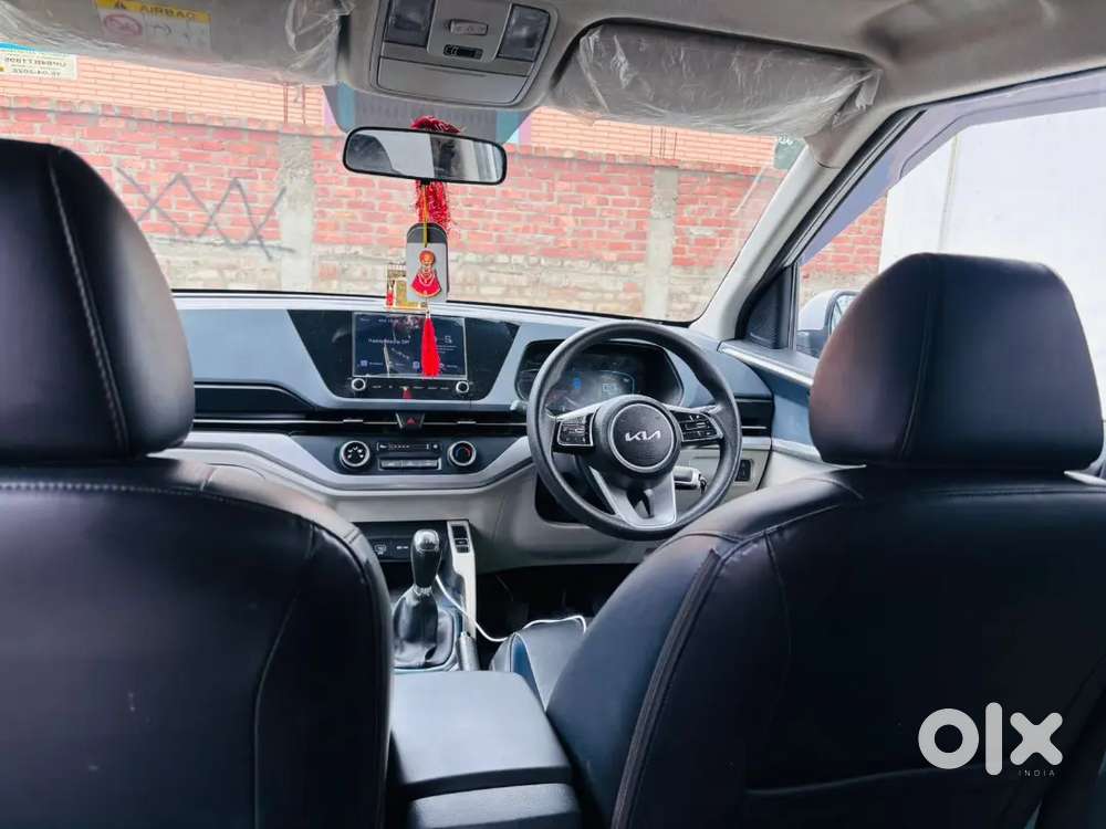 Kia Carens Luxury 7 Str 2024